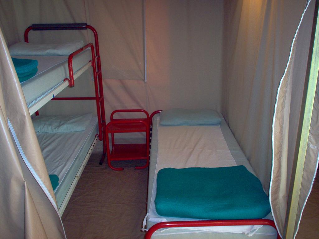 Camping Les Tournesols Sillé-le-Guillaume Kültér fotó