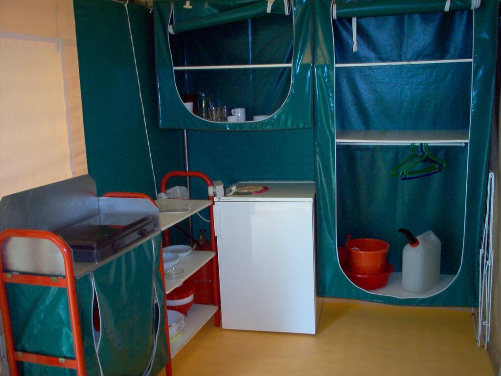 Camping Les Tournesols Sillé-le-Guillaume Kültér fotó